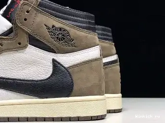 RETRO HIGH - TRAVIS 1 JORDAN SCOTT 0504